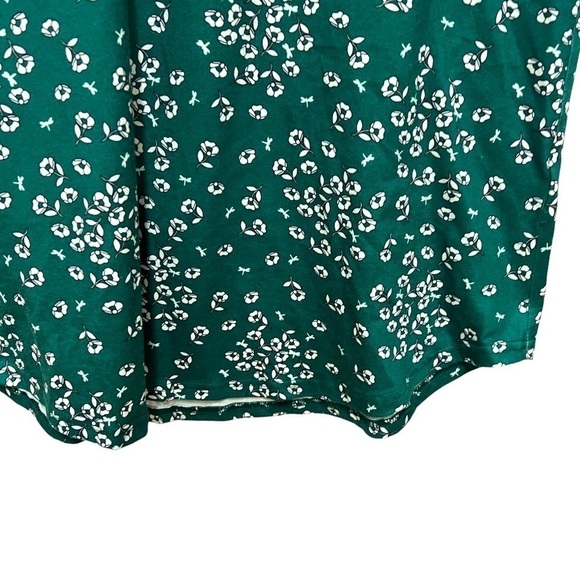 TICKLED TEAL Emerald Green & White Floral Print Mia Short Sleeve Top, Size M - Picture 7 of 9
